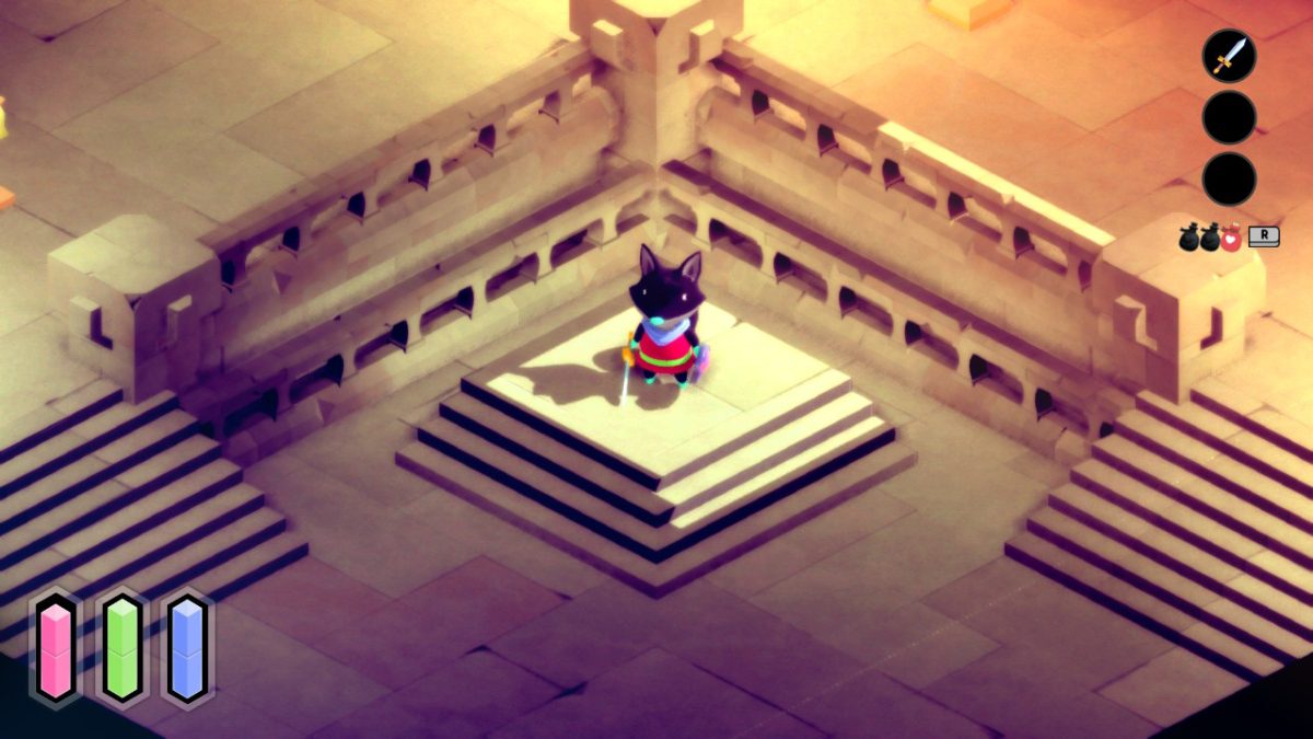 uma pequena raposa com pêlo roxo escuro, uma túnica rosa e um nariz azul claro está em um pedestal em uma sala feita de pedra cor de areia. 