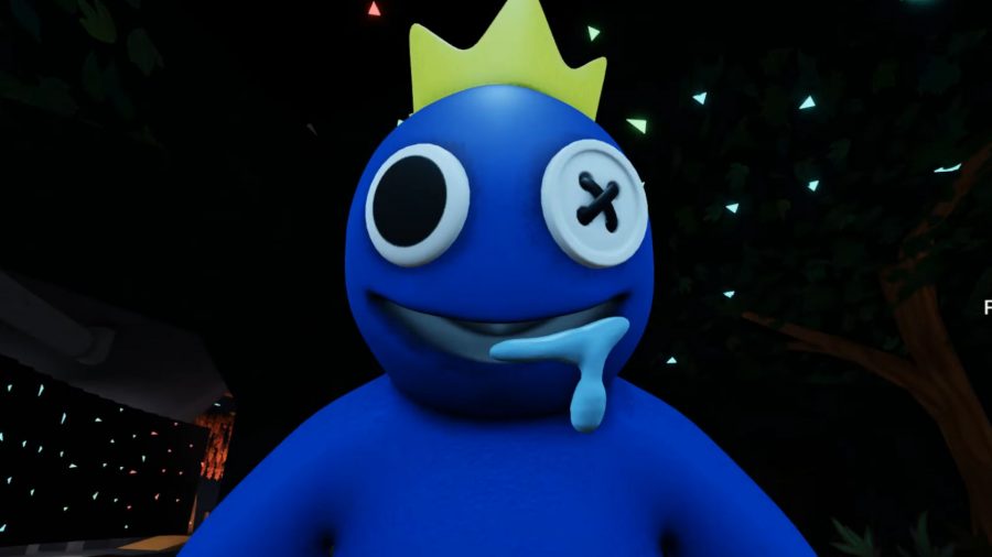 Captura de tela do jogo de terror da página Roblox Discover Rainbow Friends com o Rainbow Friend azul se aproximando do jogador