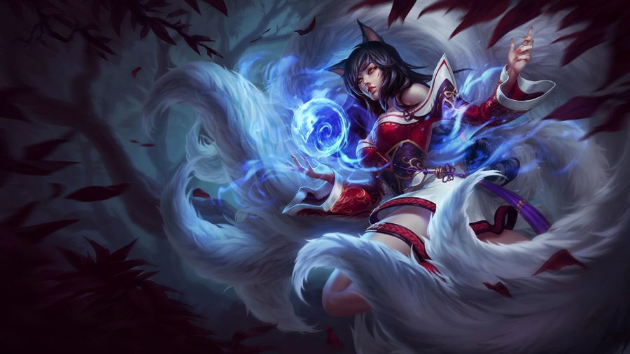 Ahri invocando uma bola de luz